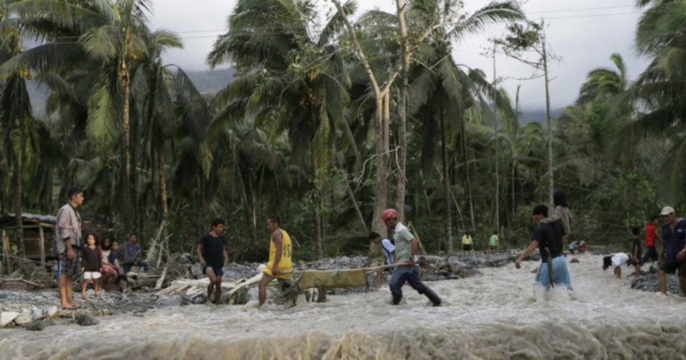 Более 20 человек стали жертвами схода оползней на Филиппинах