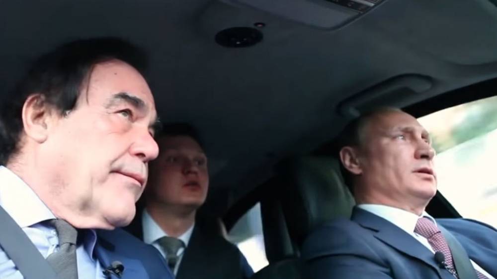 Путин рассказал Стоуну о спорах с дочерьми и зятьями