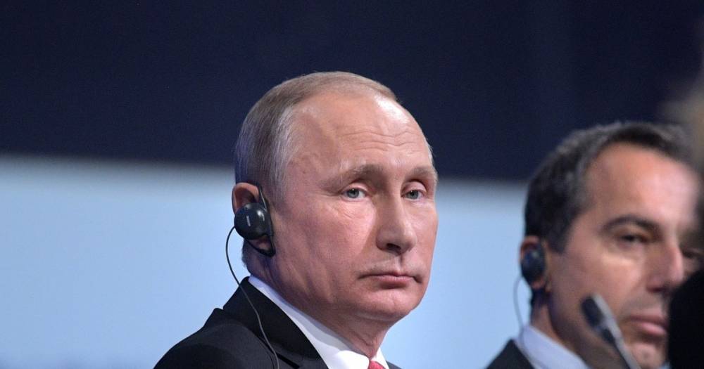Путин: Москва просила Порошенко воздержаться от крайних действий в Донбассе