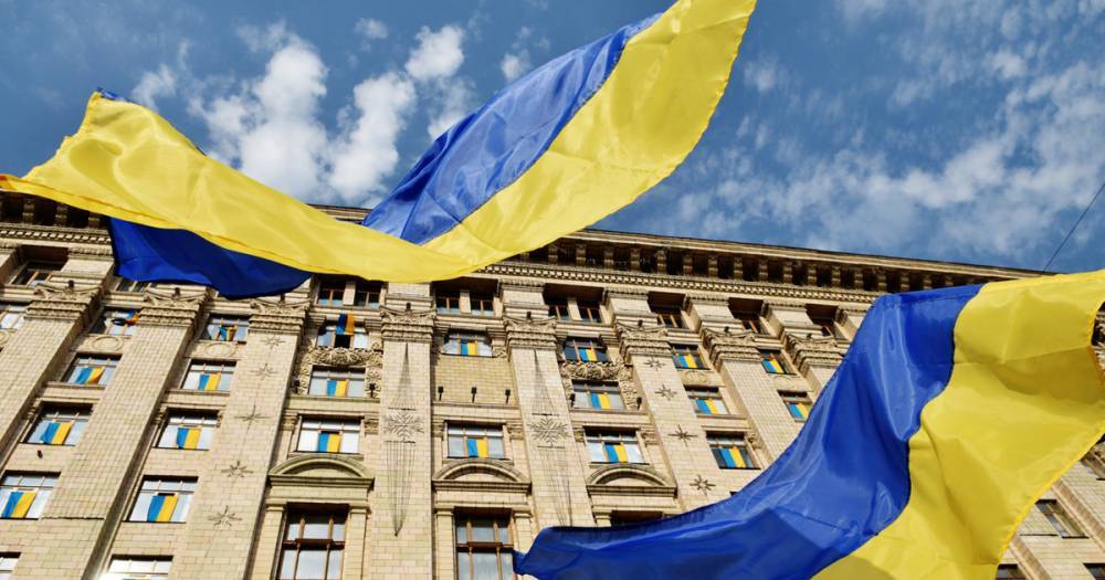 В Киеве готовят закон по возвращению территорий Донбасса