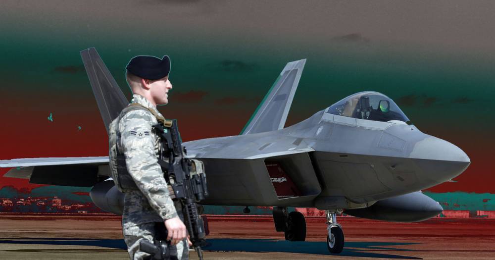 "Спасём от России. Дорого": США предлагают НАТО оплатить перезапуск F-22