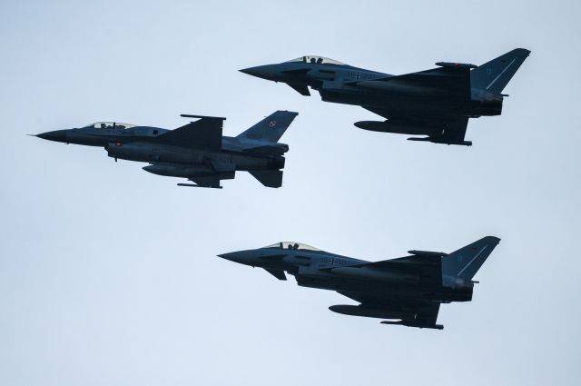 Генсек НАТО высказался по поводу перехватов самолетов над Балтикой