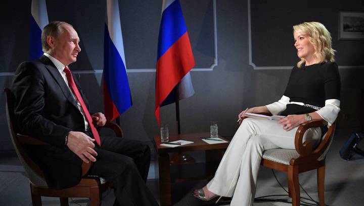 Оливер Стоун сравнил собеседницу Путина из NBC с пулеметом
