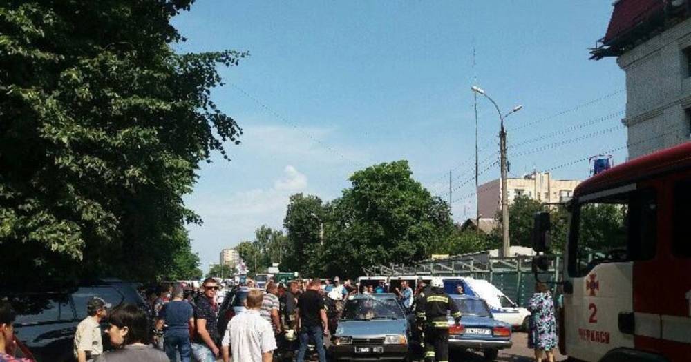 На Украине мэр Умани задавила человека и протаранила десяток автомобилей