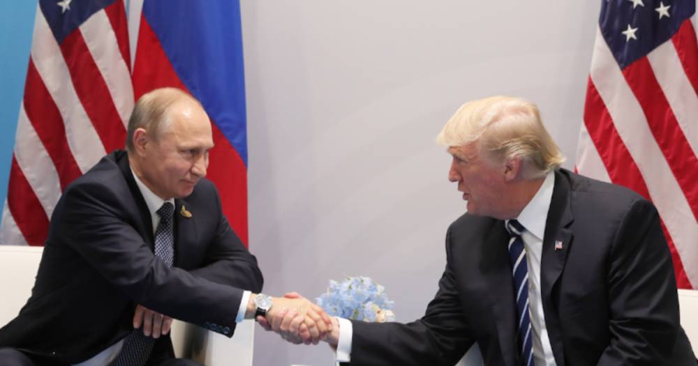 Песков подтвердил заявление Трампа о разговоре с Путиным на ужине G20