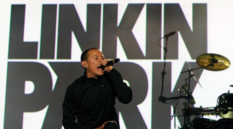 Солист Linkin Park покончил с собой. Каким мы его запомнили