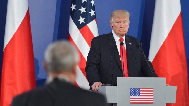 Трамп осудил статью Washington Post о переговорах генпрокурора США с послом РФ