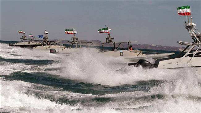 Тегеран заявил о провокации со стороны американских ВМС