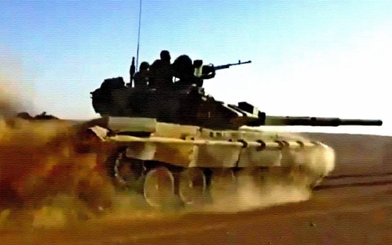Прорыв обороны ИГИЛ с помощью Т-90 и Ми-28Н попал на видео