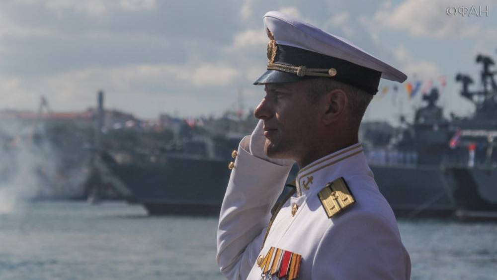 Сирия отметила День ВМФ РФ: морской парад в Тартусе увенчал успехи российских сил в САР