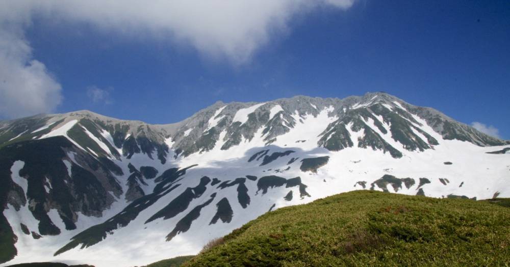 В Японии спасли 74-летнего альпиниста, который неделю питался шоколадом