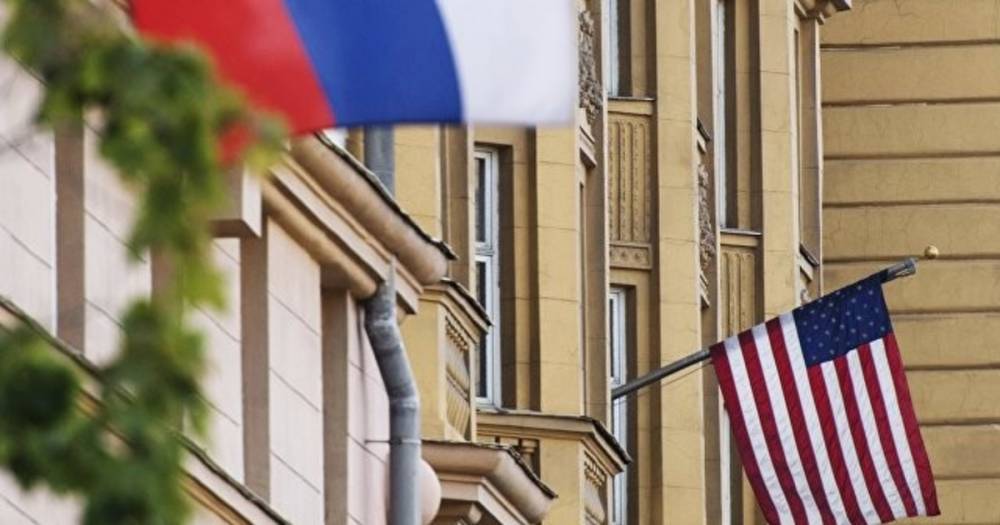 Курт Волкер: Украинский кризис вредит отношениям России и США