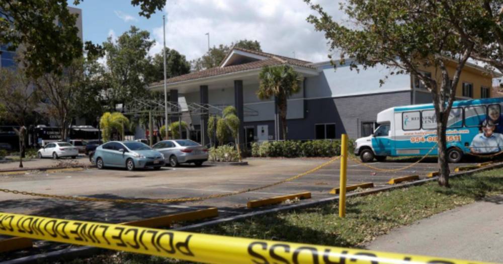 Власти Флориды разберутся с домом престарелых, в котором погибло восемь человек