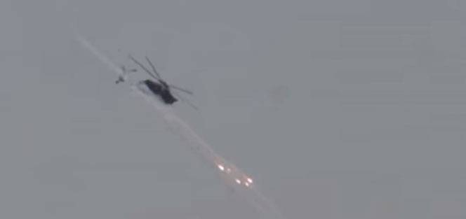 Российские вертолёты наносят удары по ИГИЛ в Сирии. Видео ТК "Звезда"