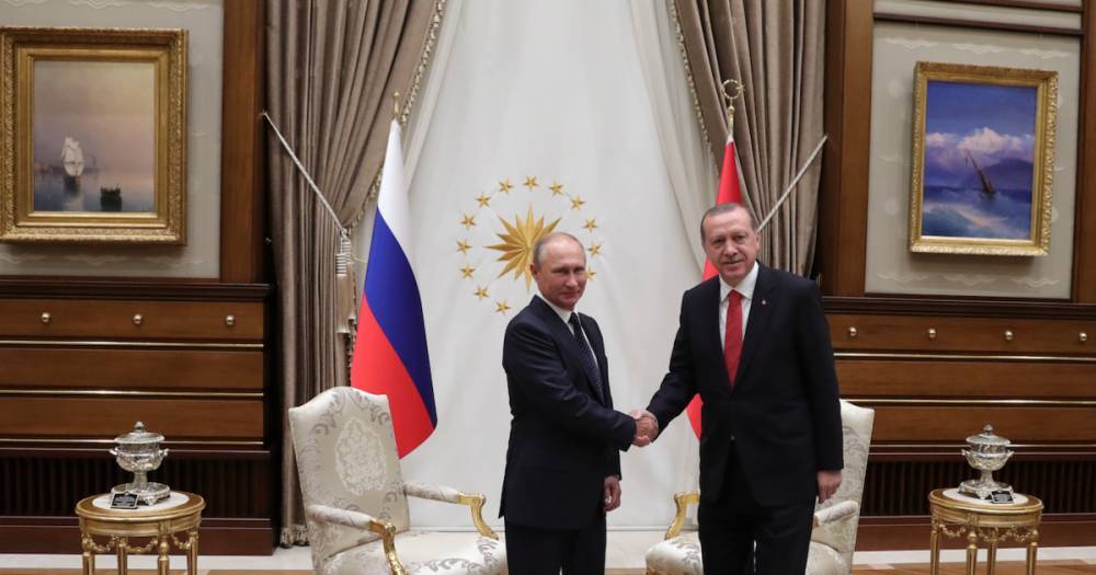 Путин и Эрдоган обсудили вопрос поставок турецких томатов в РФ