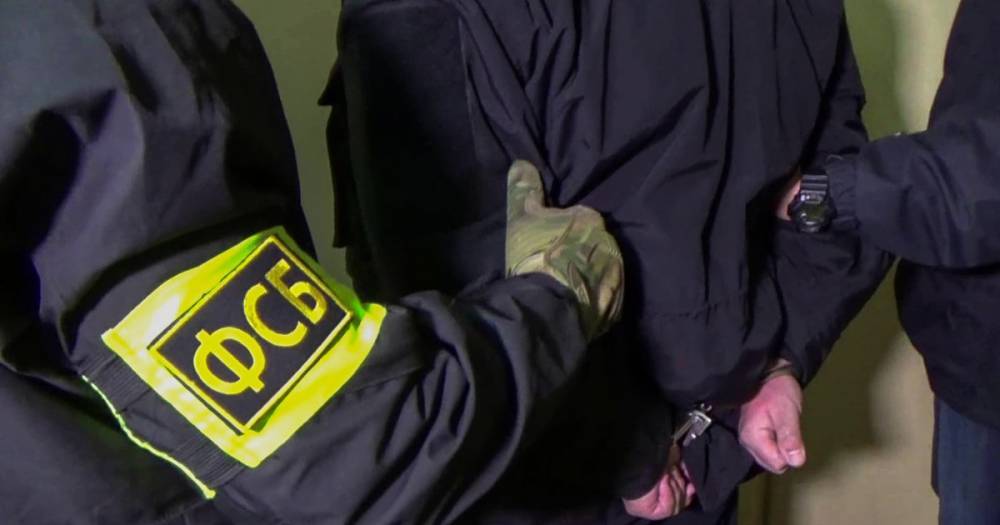 ФСБ задержала в Заполярье банду с оружием и отравляющим веществом