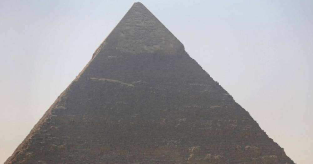 Учёные выяснили, что может скрываться в тайной комнате пирамиды Хеопса