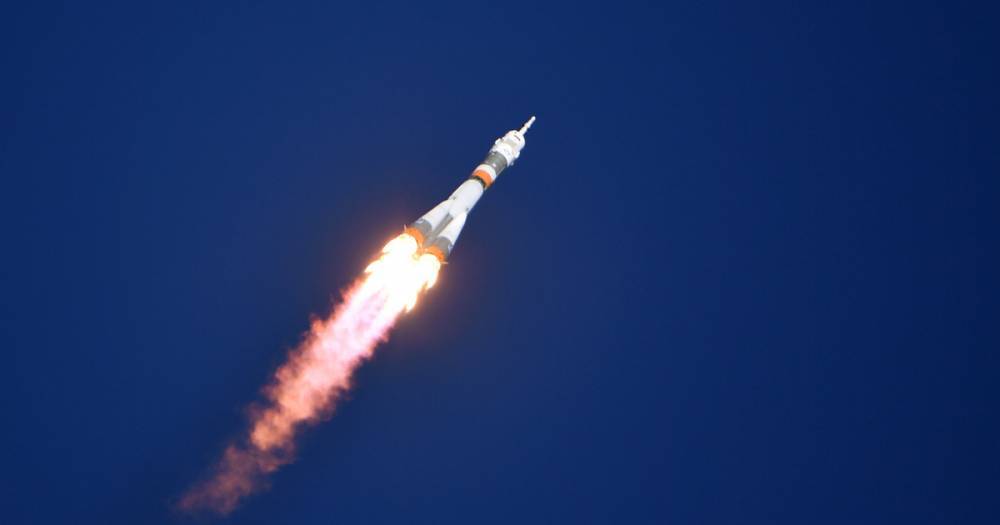 Песков об аварии "Союза МС-10": Космонавты живы, и это главное