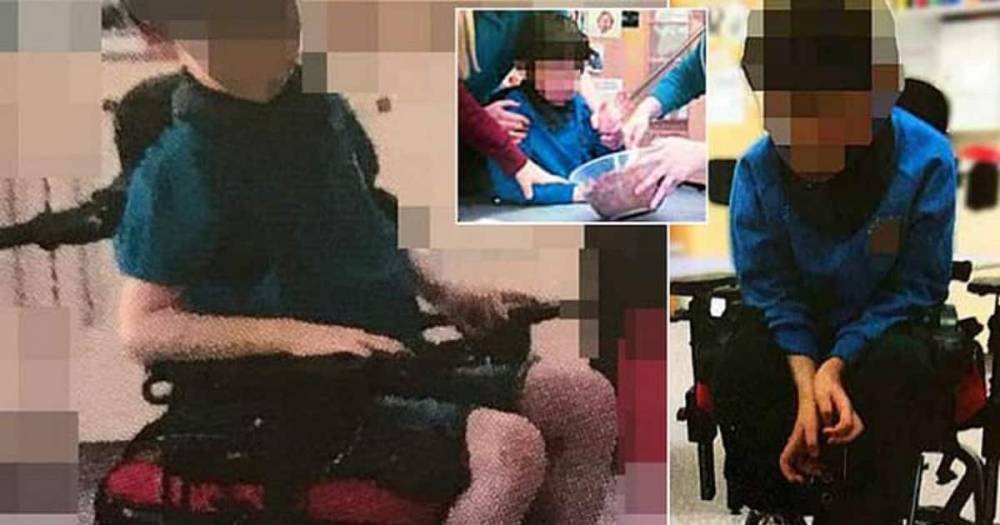 Учителя привязали пятилетнего мальчика-аутиста к инвалидному креслу, а затем отправили жуткие фото его родителям