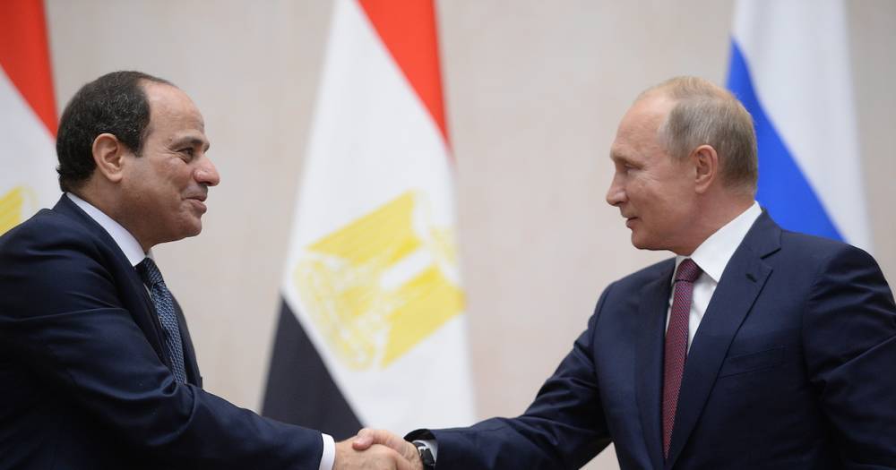 Путин ознакомил президента Египта с возможностями российского ОПК