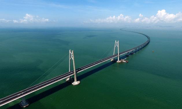 Самый длинный в мире мост строили девять лет