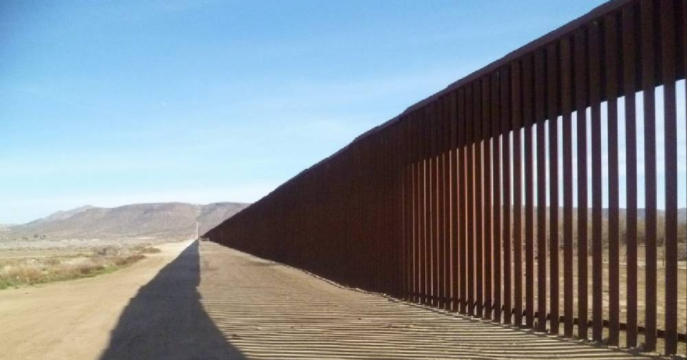 Трамп собирается закрыть южную границу США для мигрантов