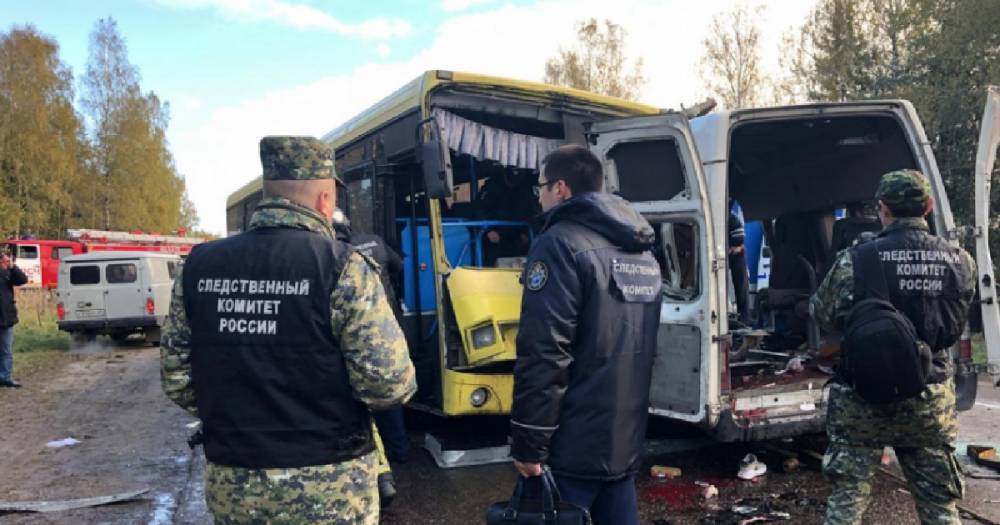 В Тверской области объявлен траур по 13 жертвам ДТП с автобусом и маршруткой