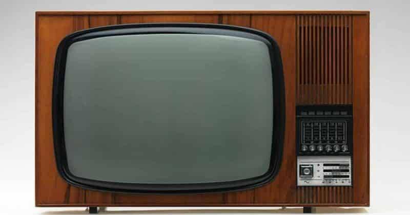 Эпоха черно-белого телевидения еще не ушла: 7000 семей смотрят передачи по старинке