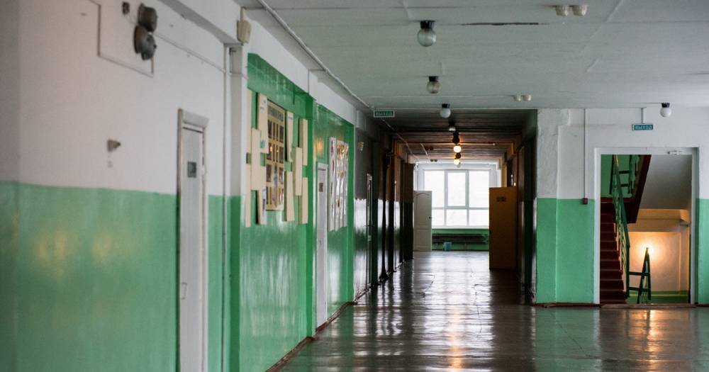 В Комсомольске-на-Амуре отстранили педагога, избившего 9-летнего ученика