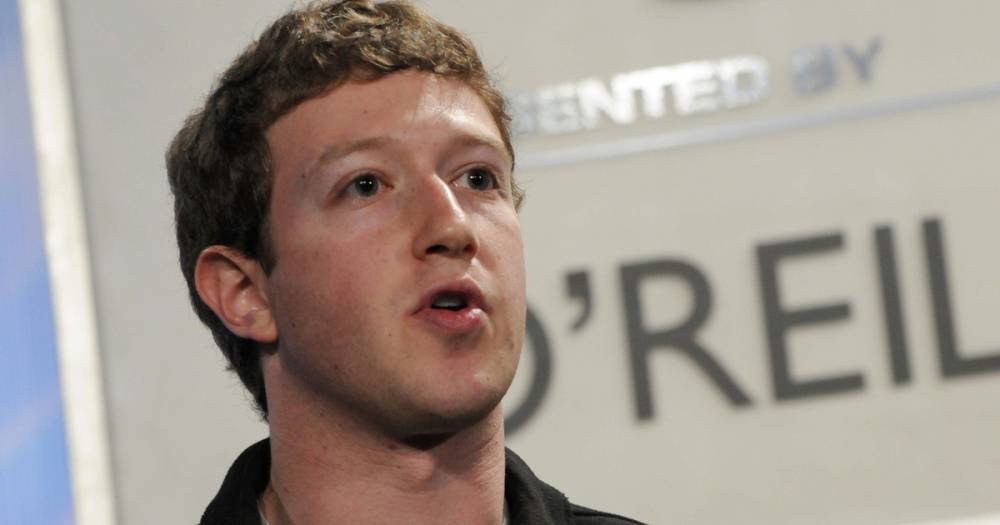 В Facebook отвергли обвинения в замалчивании "российского вмешательства"