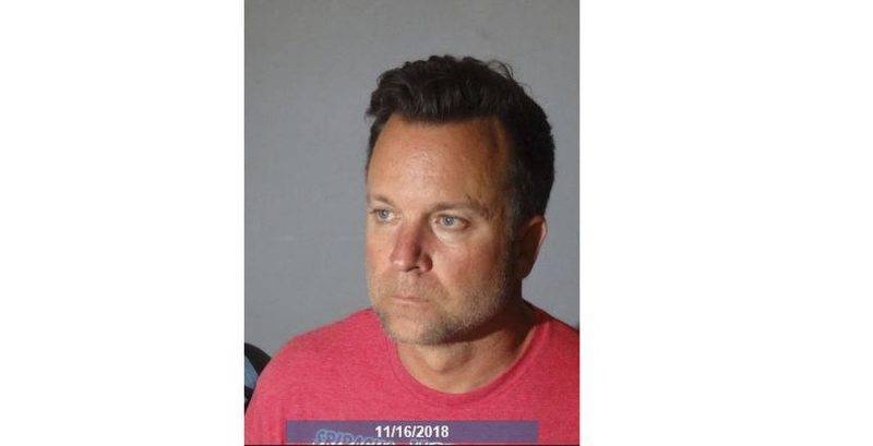 Детектив из отдела секс-преступлений арестован за изнасилование 14-летней девочки - usa.one - Лос-Анджелес
