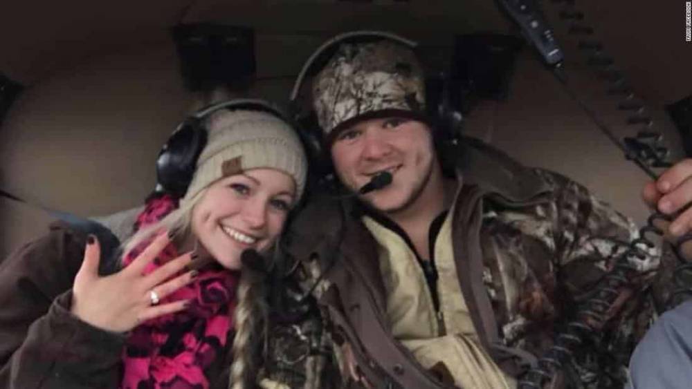 Новобрачные разбились на вертолете в день свадьбы