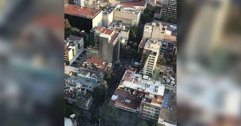 Власти Мексики объявили режим ЧС после землетрясения