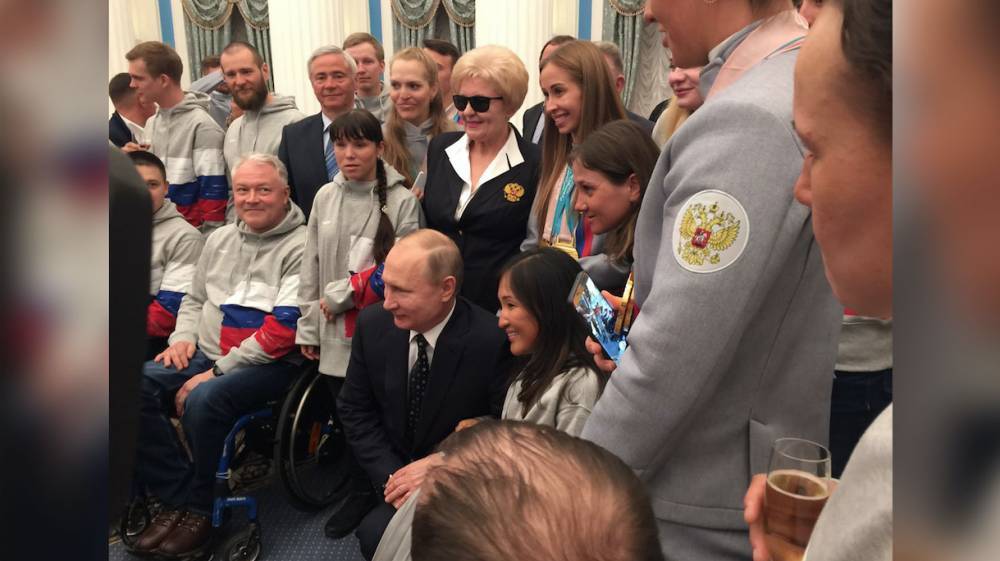 "Не сломил жёсткий прессинг". Путин похвалил паралимпийцев за Игры в Пхёнчхане