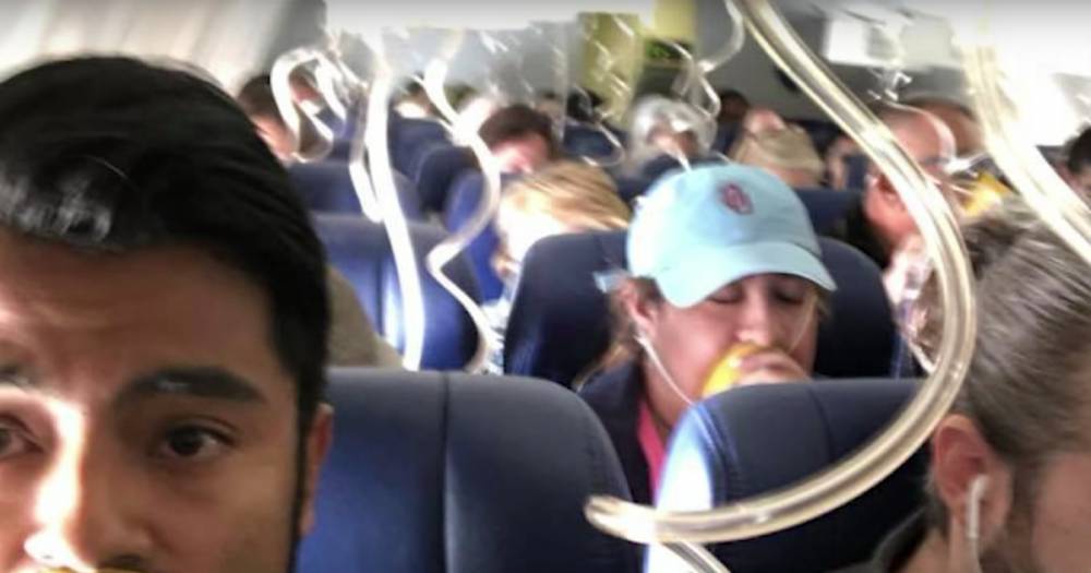 Мы спасёмся! Пассажир показал видео из салона Boeing с загоревшимся двигателем