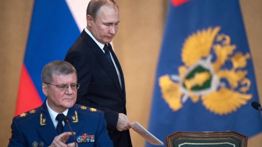 Названы три секрета долголетия Чайки на посту генпрокурора России