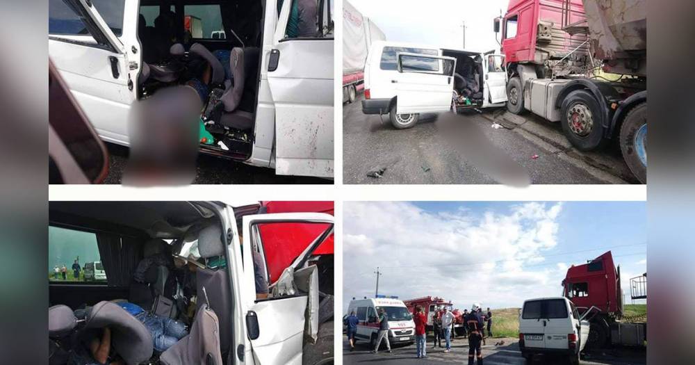 На Украине четыре человека погибли в ДТП с маршруткой и грузовиком