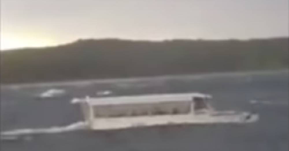 Жители Миссури сняли на видео кораблекрушение, в котором погибли 17 человек
