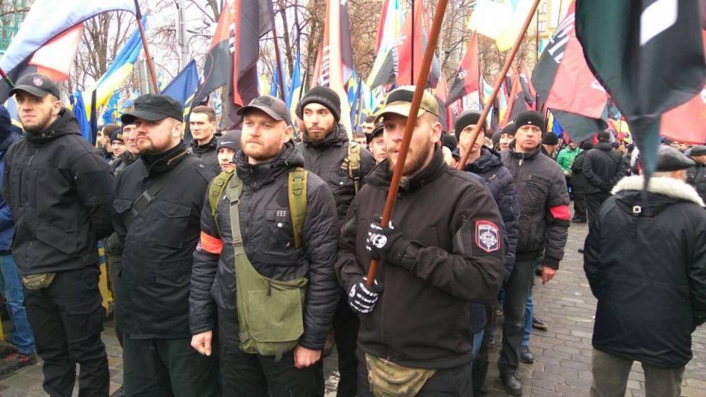 «Правый сектор» отказался выполнять приказы Киева и покидать Донбасс