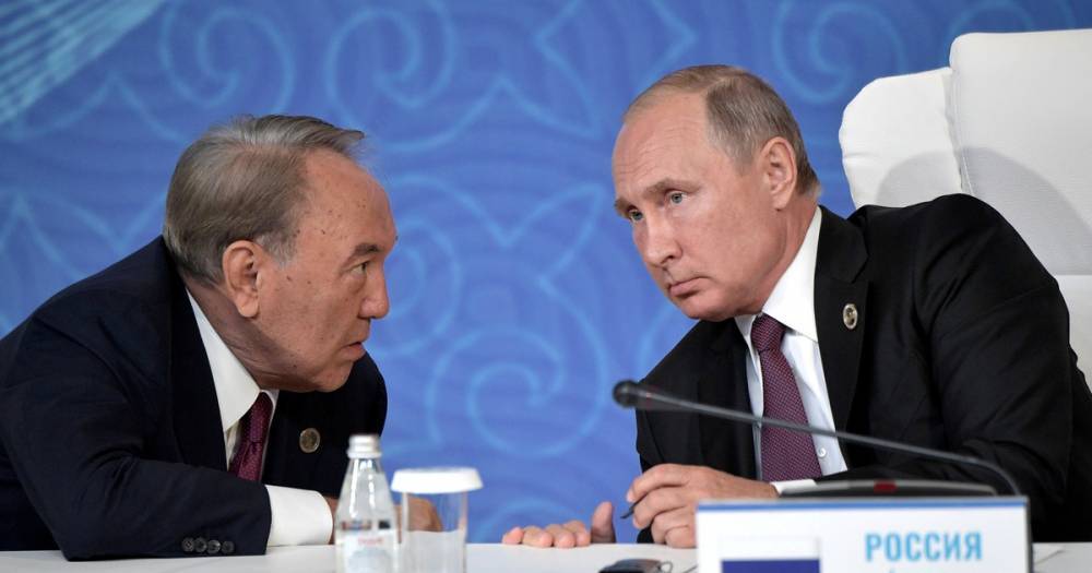 Путин и Назарбаев обсудили "проблемный" вопрос генсека ОДКБ