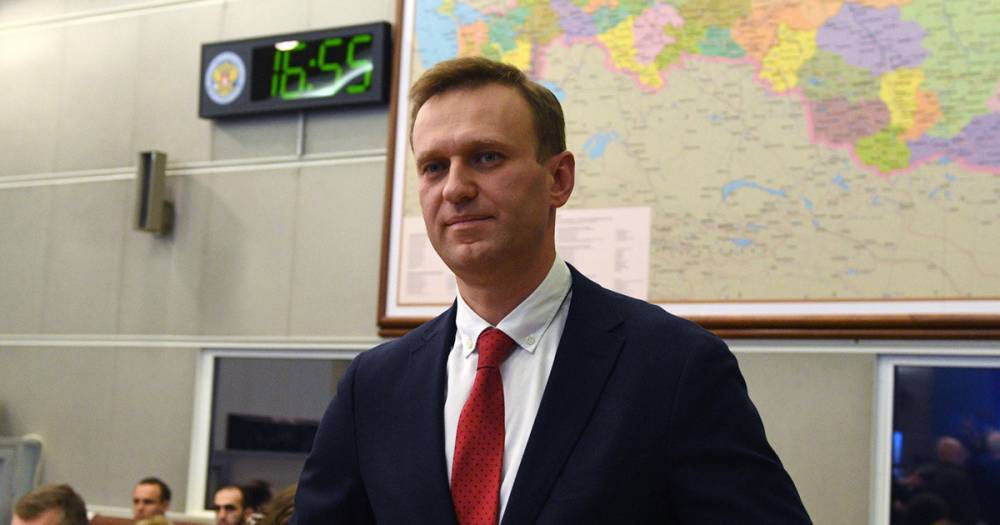 Навального увезли в больницу с подозрением на перелом мизинца