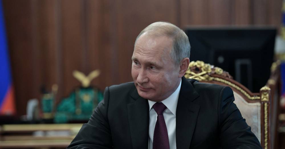 Путин по видеосвязи поучаствовал в старте строительства сухого дока в Приморье