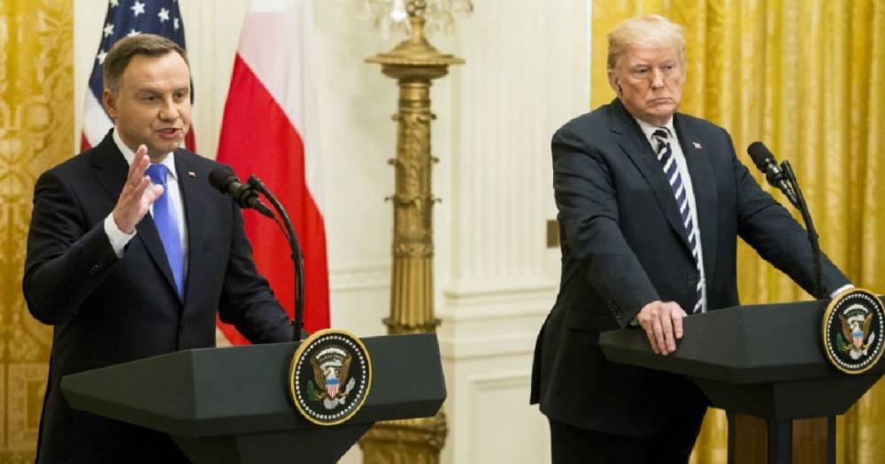 "Форт Трамп". Президент Польши придумал название новой военной базе США в Польше