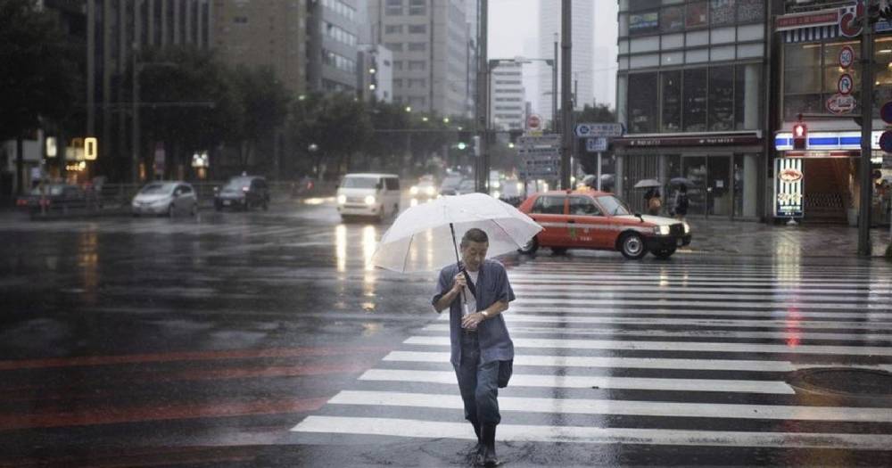 Более 1,2 миллиона жителей Японии остались без света из-за тайфуна "Джеби"