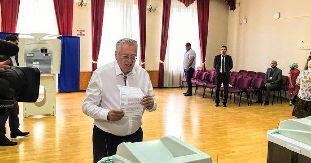Владимир Жириновский проголосовал на выборах мэра Москвы