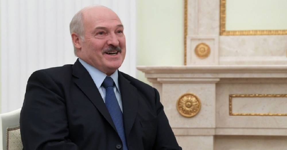 "Приеду к тебе". Лукашенко предложил чиновникам проверить слух