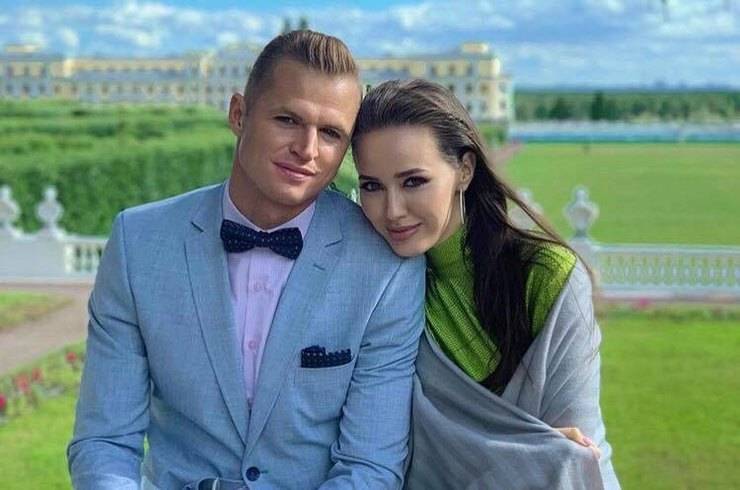 Дмитрий Тарасов высмеял беременную жену из-за ее попытки вернуть страсть в брак