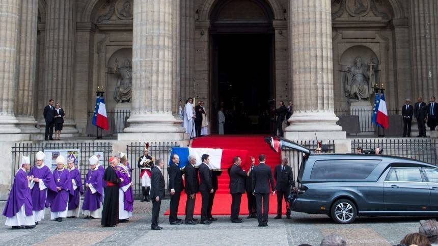 Жака Ширака похоронили на кладбище Монпарнас в Париже