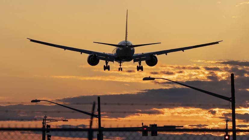 Летевший из Краснодара в Иркутск самолёт вынужденно сел в Екатеринбурге