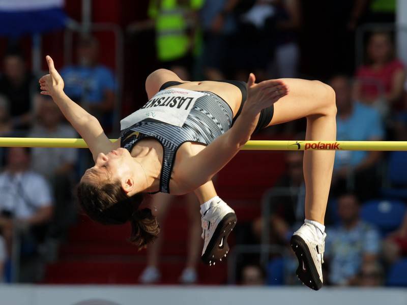 Ласицкене стала трёхкратной чемпионкой мира в прыжках в высоту
